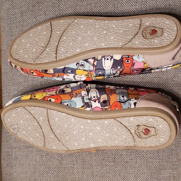 Shoes - Picture 6 of 6